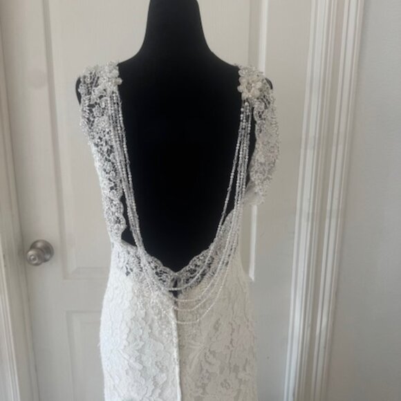Couture Lace & Crystal Embellished Wedding Dress Women's Sz. 12 - Picture 5 of 16